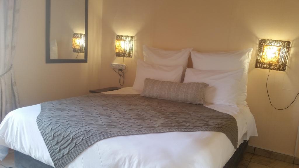 African Phoenix Guest Lodge Johannesburg Luaran gambar