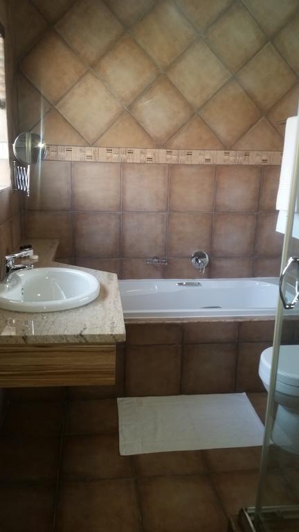 African Phoenix Guest Lodge Johannesburg Luaran gambar