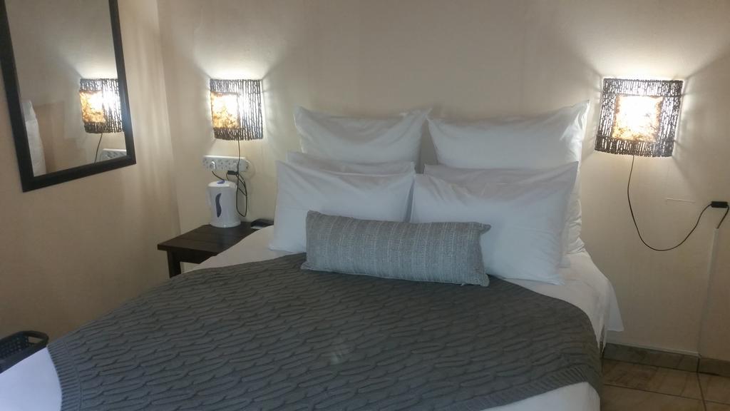 African Phoenix Guest Lodge Johannesburg Luaran gambar