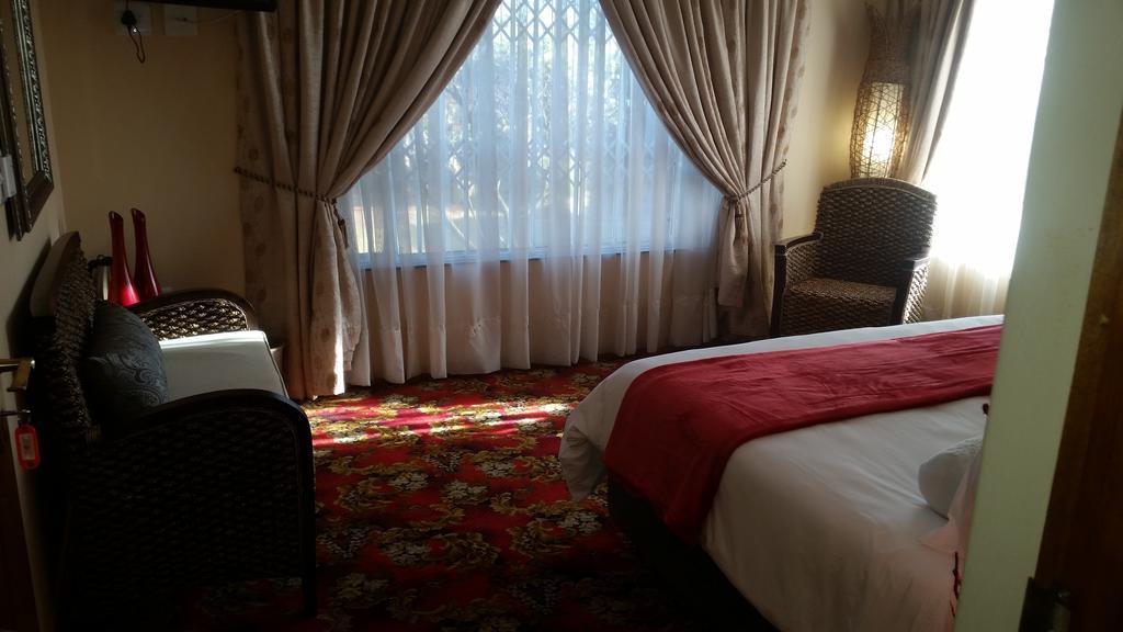 African Phoenix Guest Lodge Johannesburg Luaran gambar