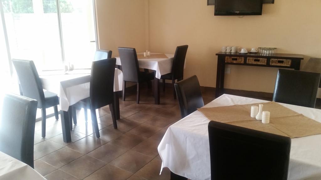 African Phoenix Guest Lodge Johannesburg Luaran gambar