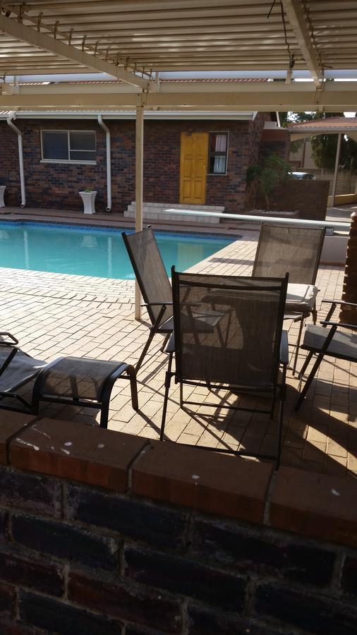 African Phoenix Guest Lodge Johannesburg Luaran gambar